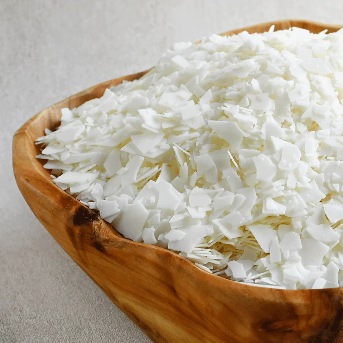 Zgodba soje. od polja do sveče